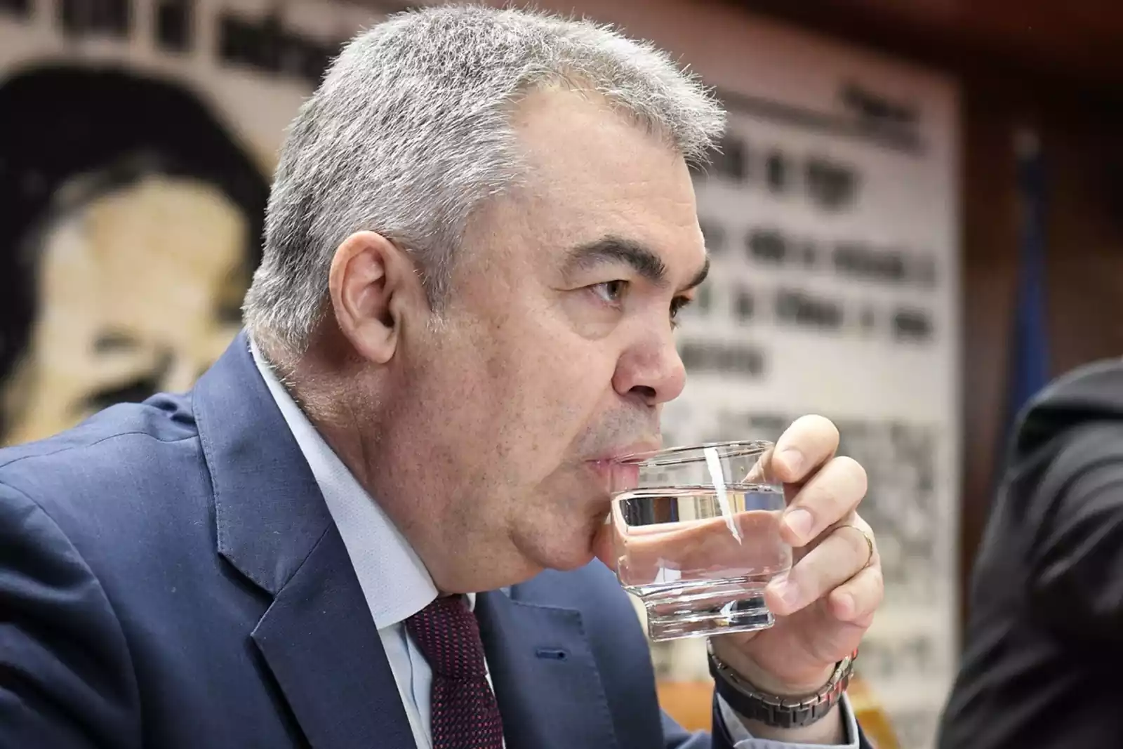 El cerco se estrecha: La UCO señala al entorno familiar de Santos Cerdán por presuntos beneficios en adjudicaciones públicas