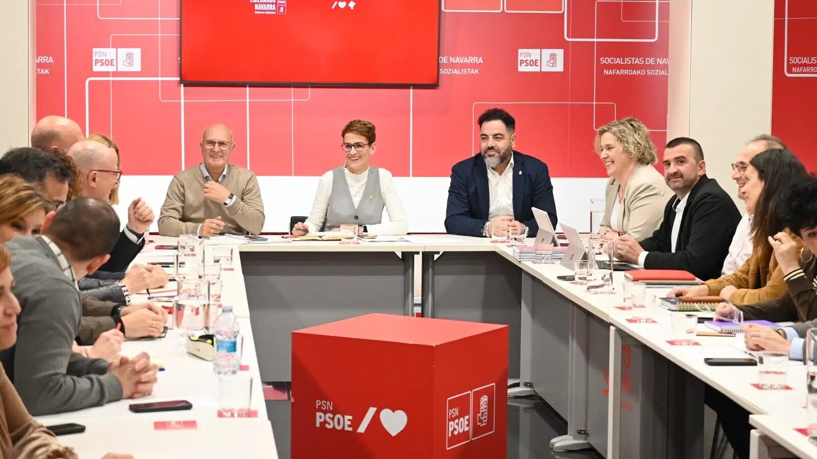 Una juez abre diligencias para investigar el presunto troceo de contratos del Gobierno de Chivite en favor de la constructora que reformó la sede del PSN